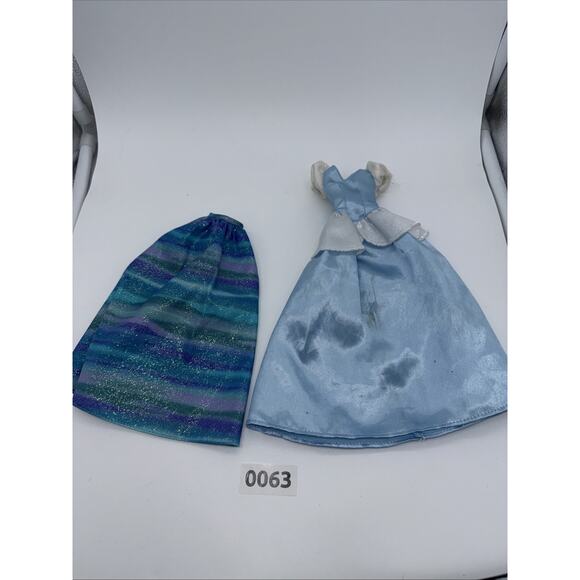 Vintage 1980s 90s Barbie Dresses Lot of 9 Outfits Wedding Princess Portuguese - Picture 4 of 9